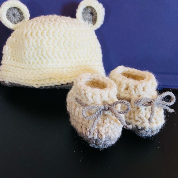Brand New✨ New Born Crochet Set Unisex 🧶🐻 - Picture 2 of 3